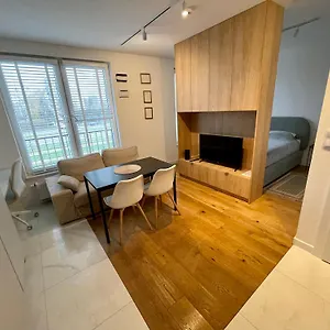 Time&house Pileckiego Przy Centrum Onkologi I Klinice Novum Apartament Na Wylacznosc Pokoj,sypialnia,lozko, Lazienka,kuchnia Warszawa